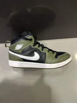 Nike Jordan 1-Size 2.5 & 3 - 1x$40 or 2x$70