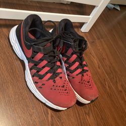 Men’s Size 14 Nikes