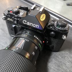 Vintage camera as in picture📷📸