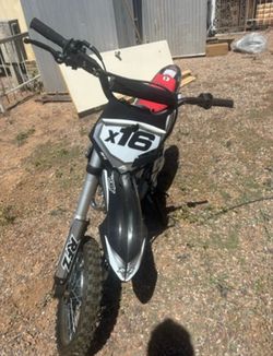 TRADE Rfz dirtbike 125cc
