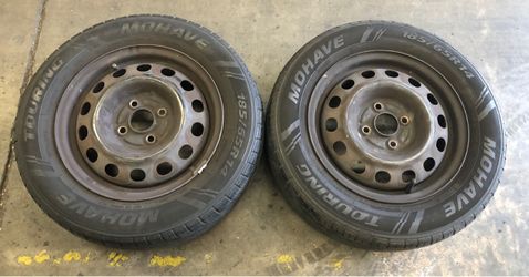 Used pair (2 wheels) of 14 inch steelies from a 99 Honda civic 4x100