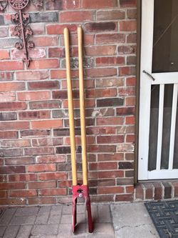 Wooden Handled Heavy Duty 57” Post Hole Diggers