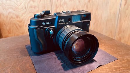 Fuji GW690III Professional 6x9 Medium Format Film Camera