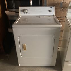 Whirlpool Electric Dryer, Good Working Condition, Free Delivery And Free Installation 
