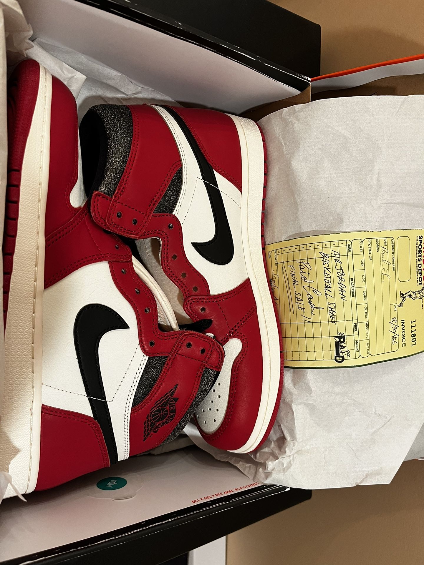 Jordan 1 Chicago Lost And Found 