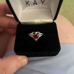 Heart Ring W Diamonds 