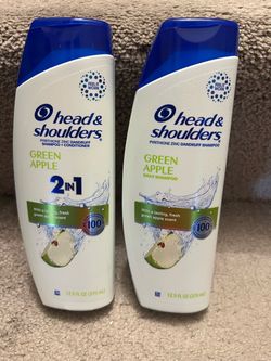 New unopened Head & Shoulders Green Apple Shampoo Bundle (2 Pack)