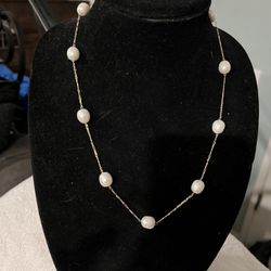 Pearl Necklace On A 14kt Gold Chain