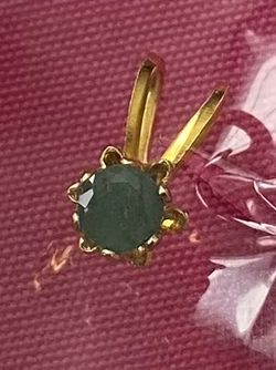 14K Gold Emerald Pendant