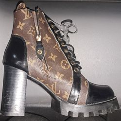 Luis Vuitton  Boots  Worn Once  Size 38