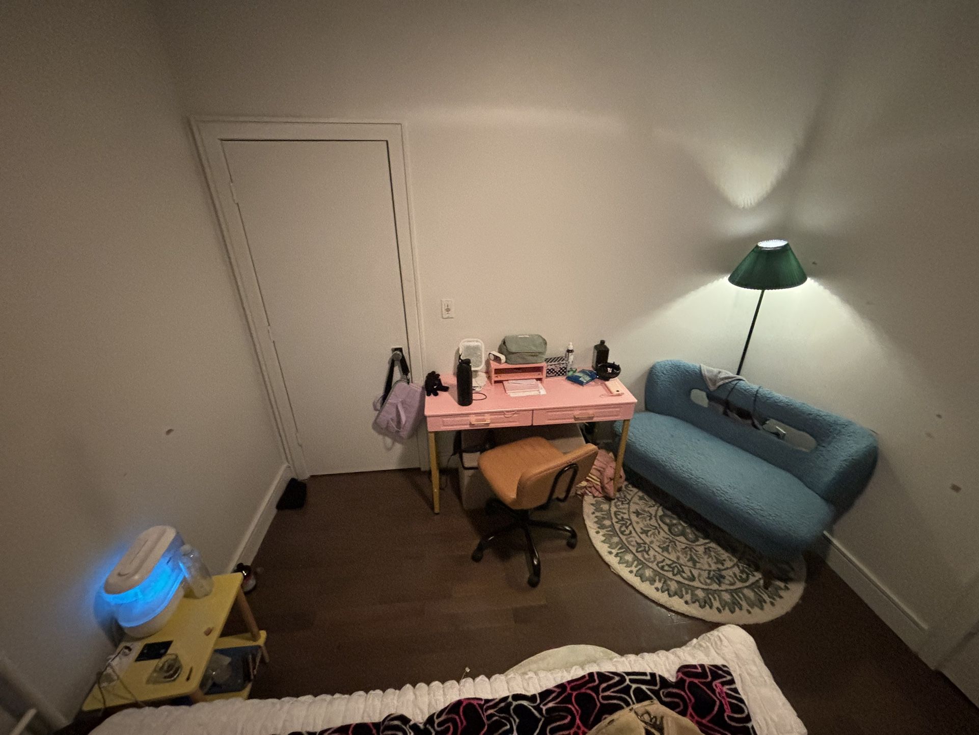 ROOM SALE