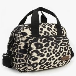   🐆🍱 Unleash Your Wild Side with Our Stylish Leopard Lunch Box!