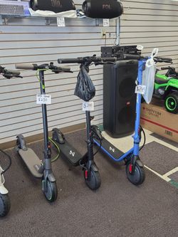 Electric scooter with left and right signal for Adults and big kids