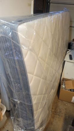 New Mubulily Queen  mattress