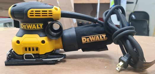 Dewalt 1/4" Sheet Palm Sander (Model: DWE6411)