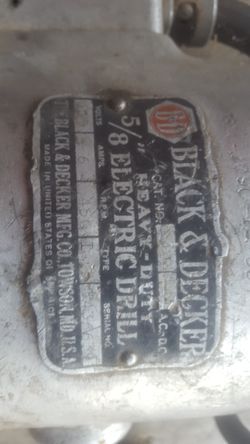 Black an decker 5/8 electric drill