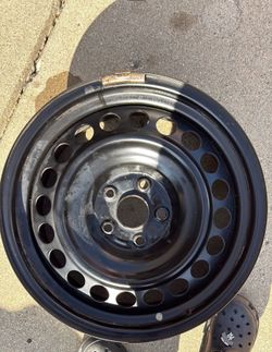 Toyota RAV4 17-inch rim