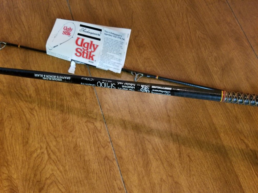 Vintage Shakespeare Ugly Stik spinning rod 7 foot rod and reel combo Daiwa  reel grade 4 all freshwater fishing excellent condition rod and reel for