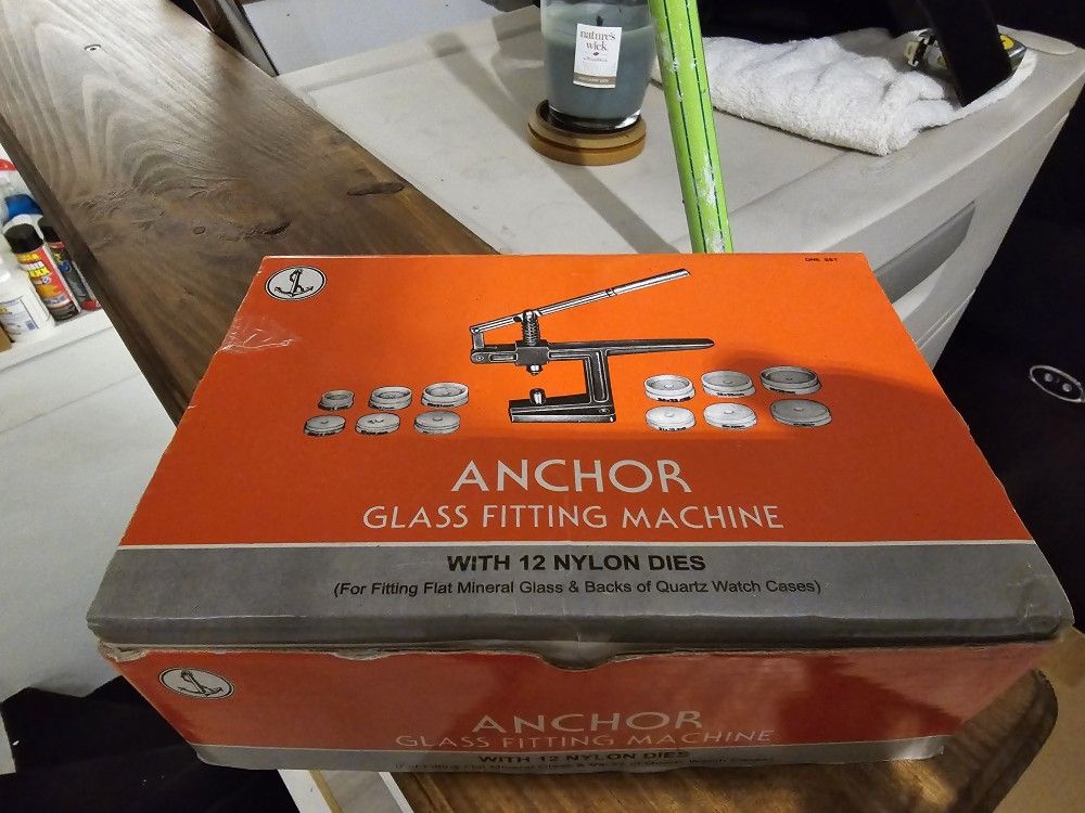 Anchor Glass Fitting Machine For Watches