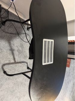 Manicure table with fan and carrying case