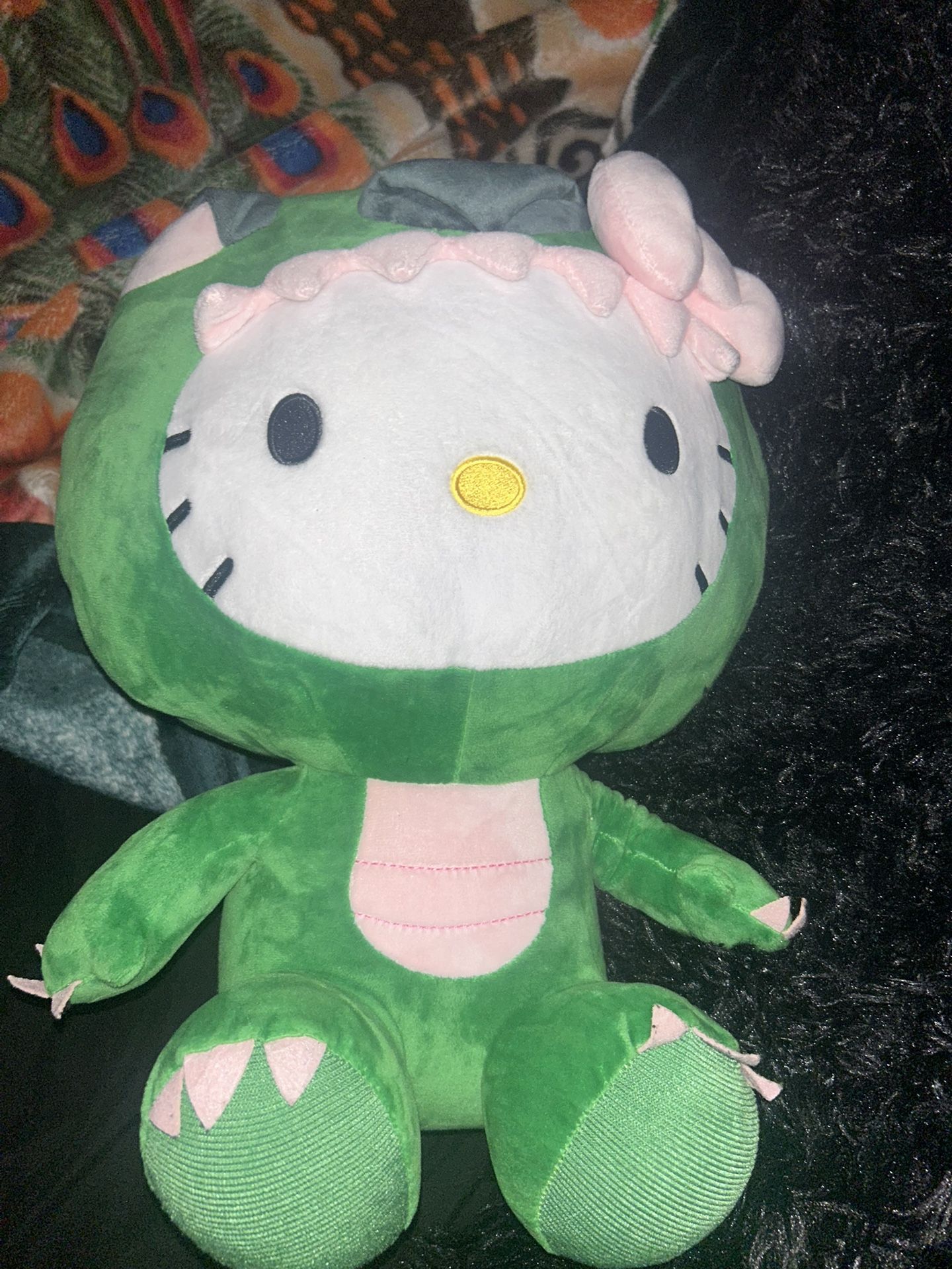 Hello kitty Plushie