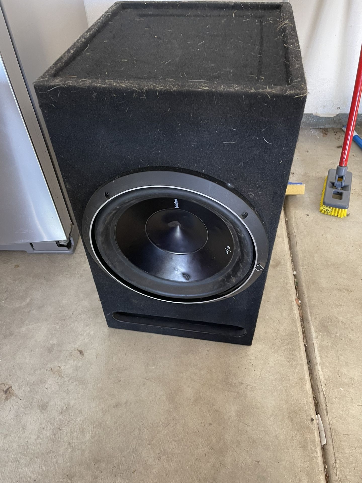 Rockford Fosgate P3 12 Inch Sub HITS HARD!