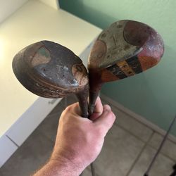 Vintage Persimmon Wood Golf Clubs – Classic Set