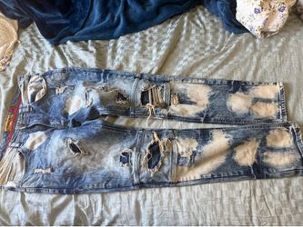 Jean size 34