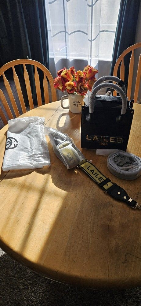 LAILEB Woman's Handbag