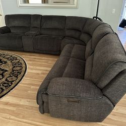 Sectional Reclining Couch. Cup Holders. Storage. Usb Ports.