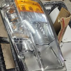 Ram 2500 Headlight 