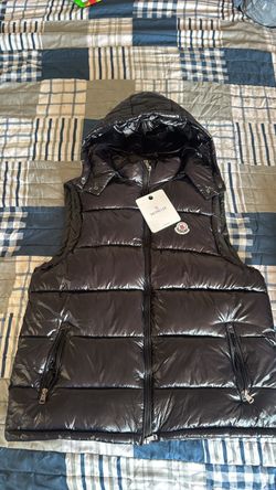 Moncler Black Puffer Vest – Size L