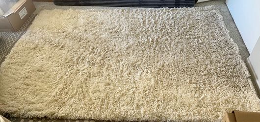 Safavieh White Shag Rug