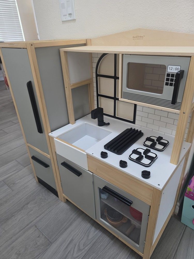 Toddler Kitchen Play Set