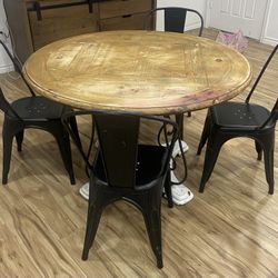 Wooden Table With 4 Metal Chairs