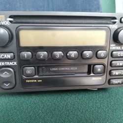 Radio 2001 Toyota Sienna 