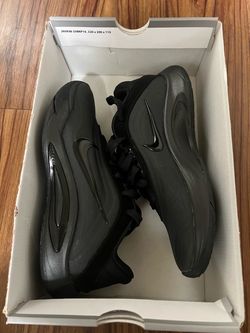 Aja One “Total Black”