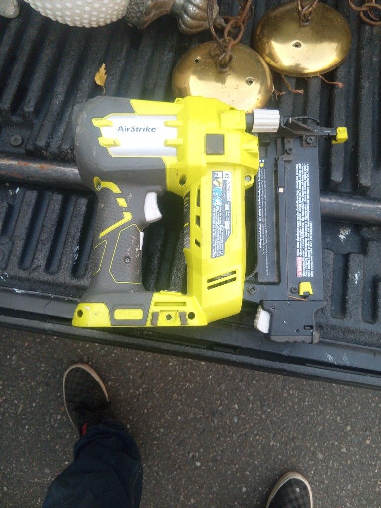 Brad Nailer From 5/8 To 2 Inch... Ryobi..Tool Only No Battery