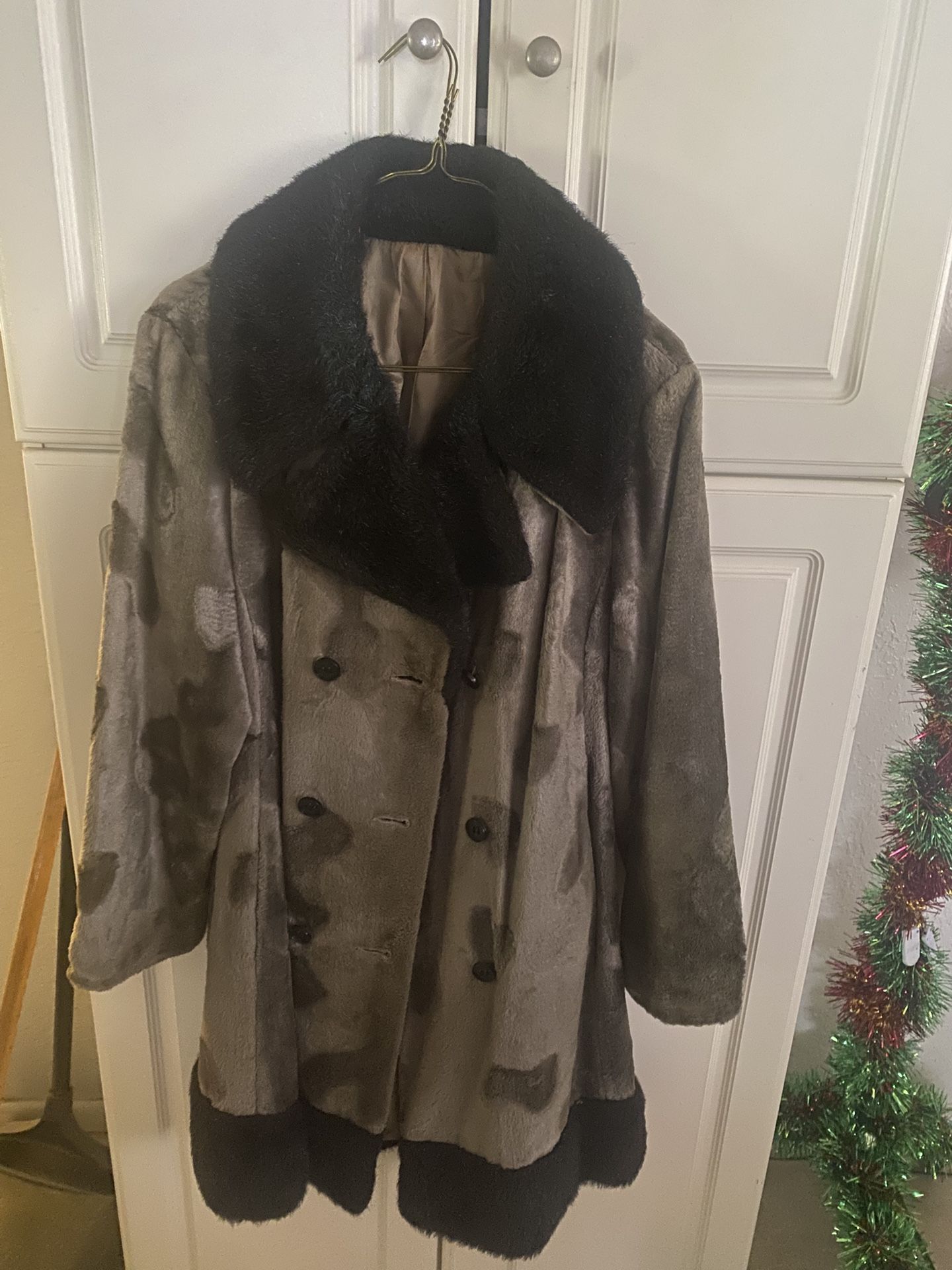 Women’s Coat