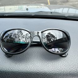 Women’s Black Rayban Sunglasses 