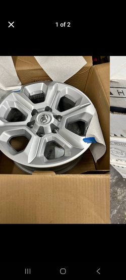 Brand new set of 4 Toyota 4runner 17 inch wheels Tacoma Tundra Landcruiser Lexus FJ