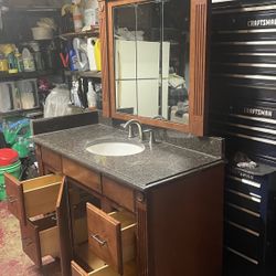 Mirror And Bathroom Set 