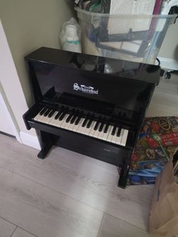 Schoenhut Black Upright Toy Piano