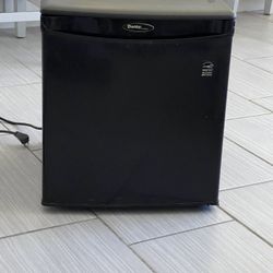 Black mini fridge