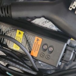Brand New Electric Vehicle Charger For Chevrolet Bolt Fits Any Electric Car