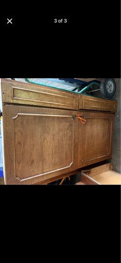 3 Cabinets