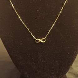 Infinity Pendant