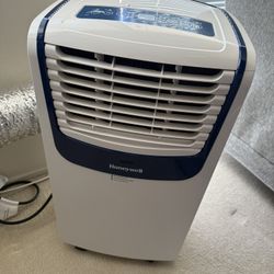 Honeywell 9,000 BTU Portable Air Conditioner