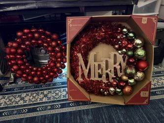 CHRISTMAS WREATHS (READ FULL DESCRIPTION BELOW👇)