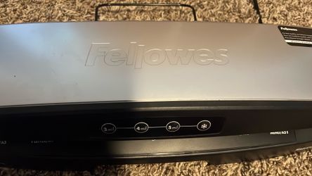 Fellowes laminator